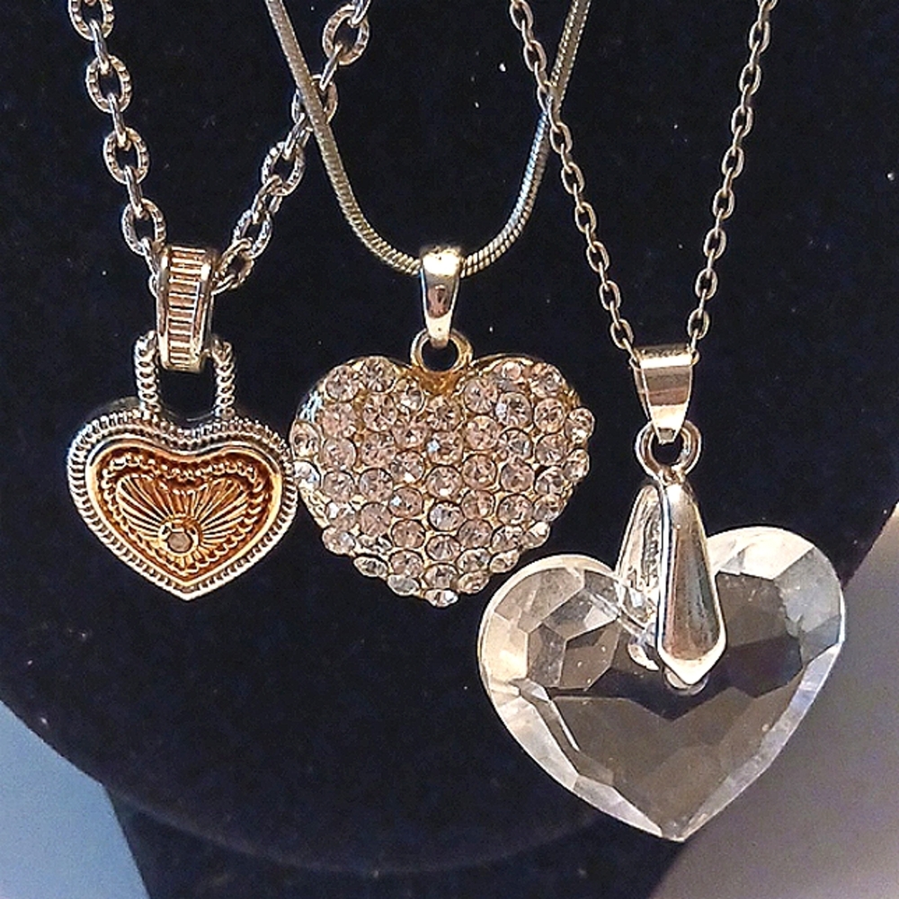LOT Of 3 Heart Necklaces $12